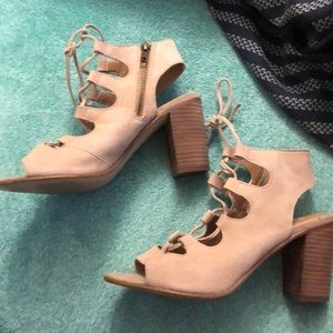 Steve Madden heel size 7.5